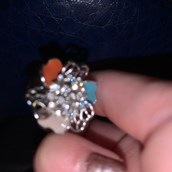 Unique flower ring - Picture 7 of 8